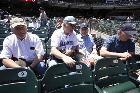 Mariners fan travels to Giants’ waterfront ballpark, fondly remembering time there with slain son